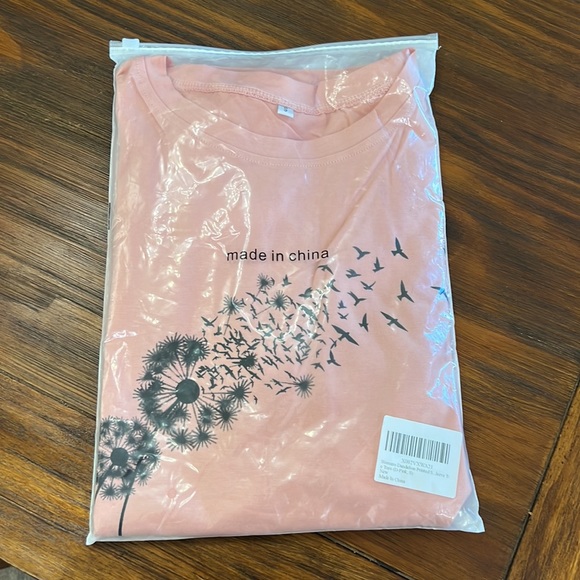 NWOT-Women’s Sz S Peachy Pink Dandelion Short Sleeve T-shirt - Picture 6 of 7
